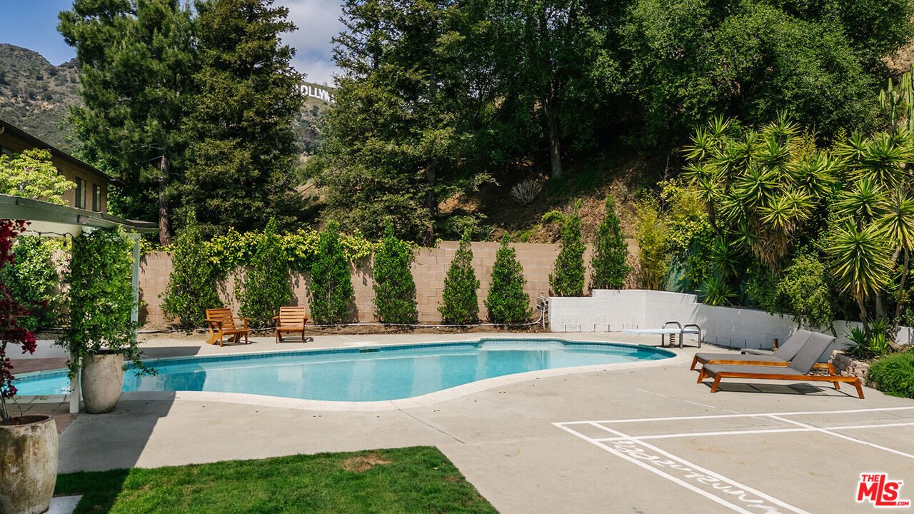 3122 Arrowhead Drive Los Angeles, CA 90068 - Photo 38 of 41