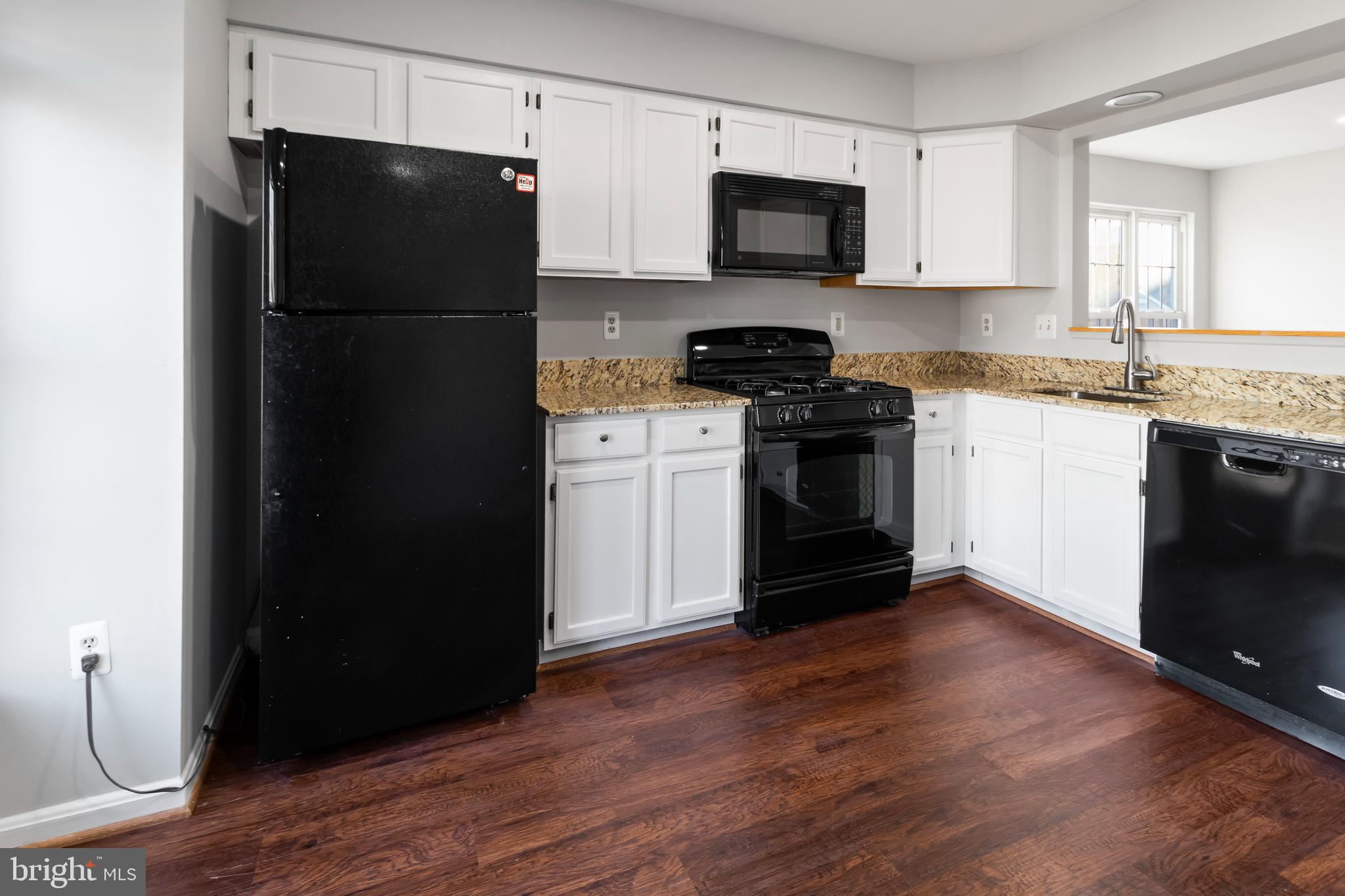 9943 Raintree Way Clinton, MD 20735 - Photo 5 of 28