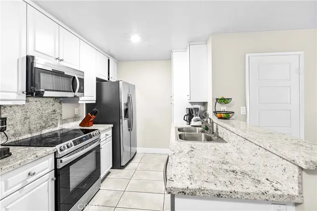 $529,000 | 23220 Orange, Unit 9, Lake Forest, CA 92630