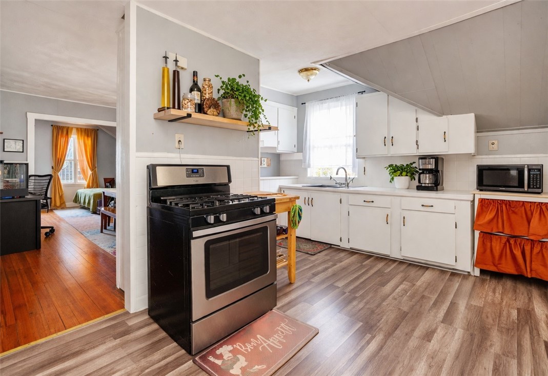 2 Bernon Street Providence, RI 02908 - Photo 11 of 38 3RD FLOOR