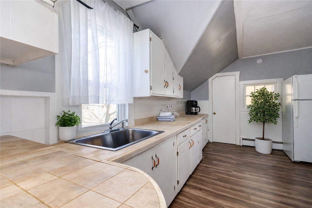 2 Bernon Street Providence, RI 02908 - Photo 9 of 38 3RD FLOOR