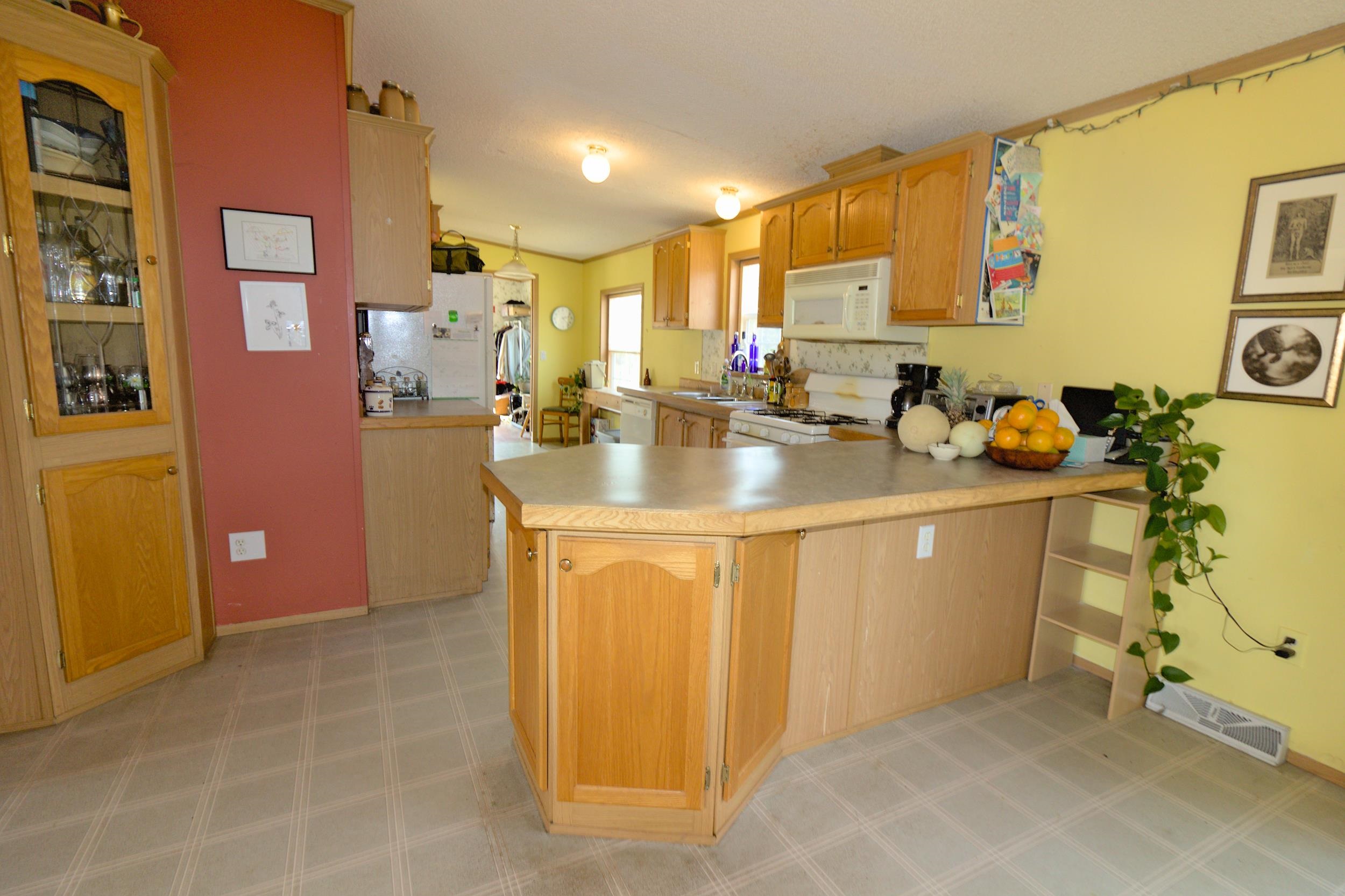 544 Gore Road Bennington, VT 05201 - Photo 14 of 34