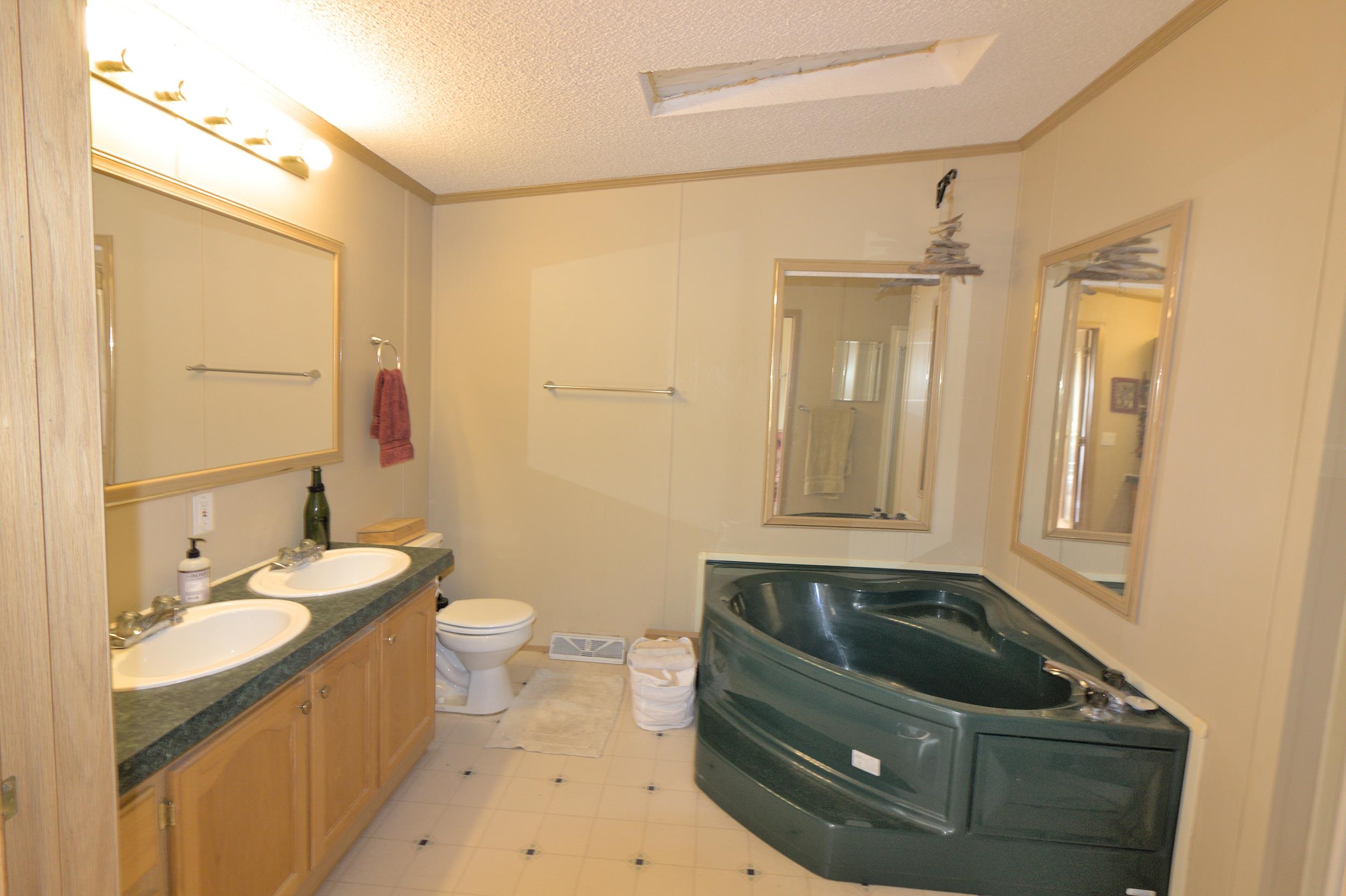 544 Gore Road Bennington, VT 05201 - Photo 21 of 34