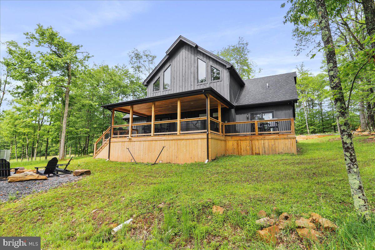 130 Lodestone Way Oakland, MD 21550 - Photo 41 of 47 a view of a house with a big yard