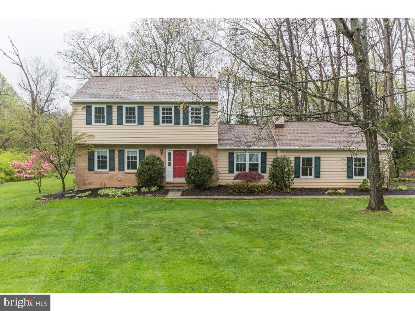 223 Spring Run Lane Downingtown, PA 19335 - Photo 2 of 25 Exterior Front