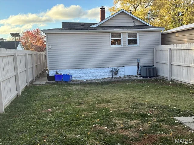 $79,900 | 124 East 7th Street, Roxana, IL 62084