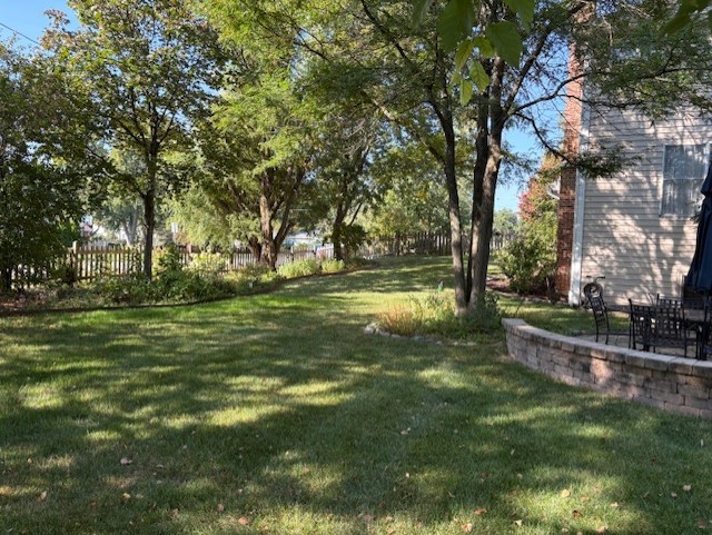 3855 Glendenning Road Downers Grove, IL 60515 - Photo 35 of 39 a view of a park