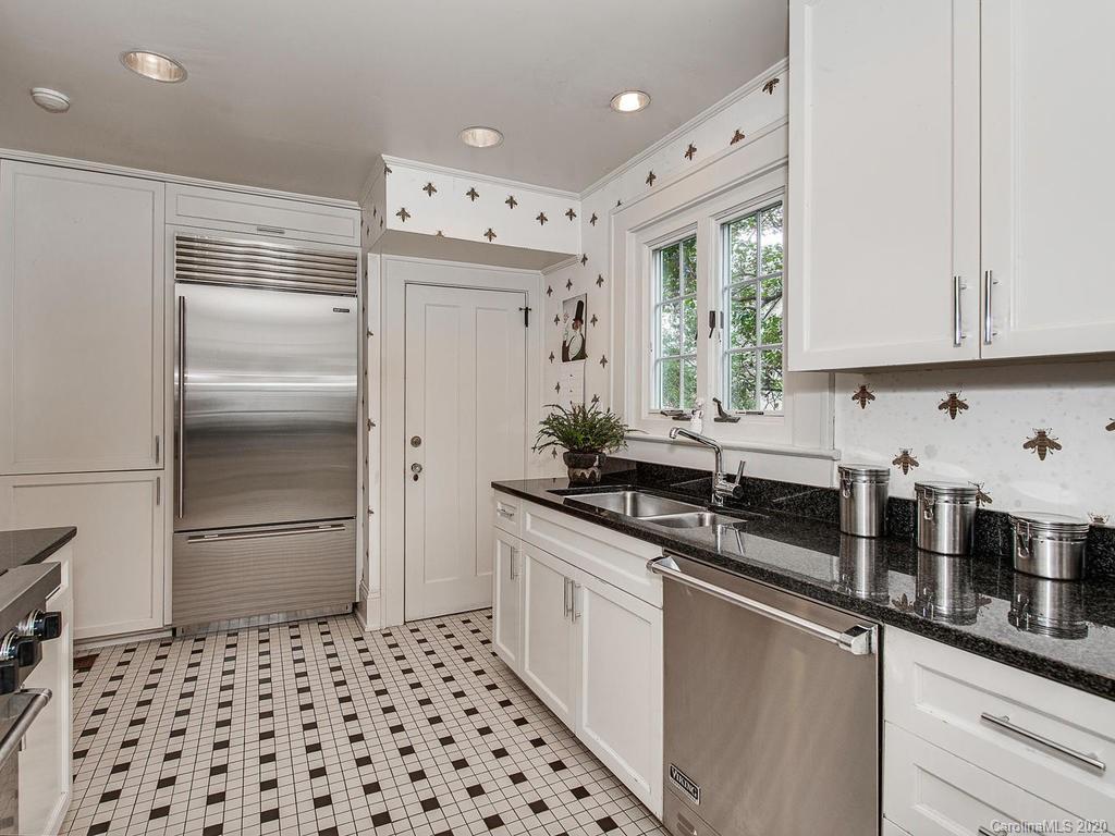2161 Norton Road Charlotte, NC 28207 - Photo 12 of 32 Gallery Image 12