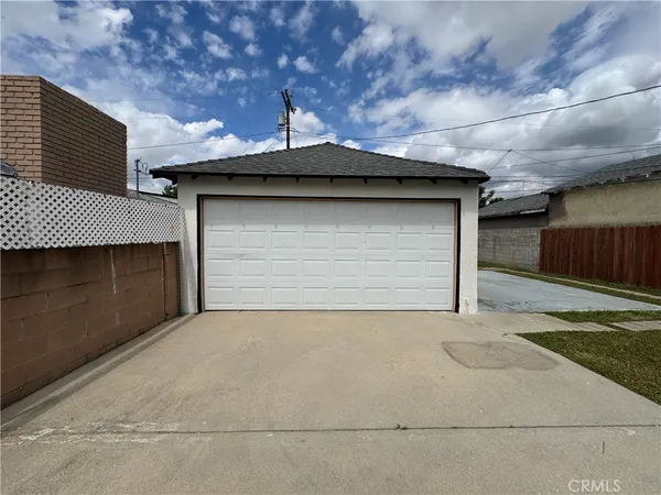 $699,950 | 863 North Workman Street, San Fernando, CA 91340