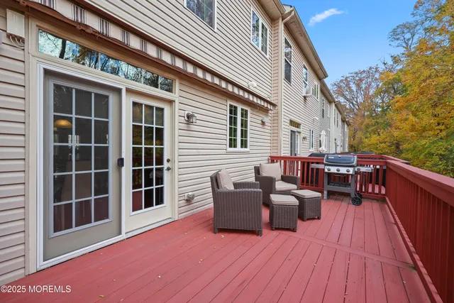 $689,900 | 61 Pate Drive, Middletown, NJ 07748