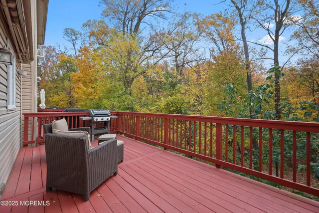 $689,900 | 61 Pate Drive, Middletown, NJ 07748