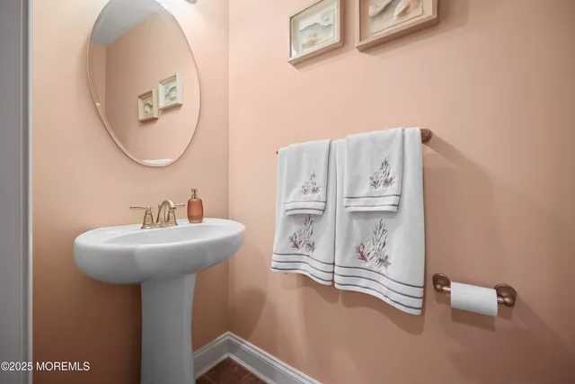 $689,900 | 61 Pate Drive, Middletown, NJ 07748