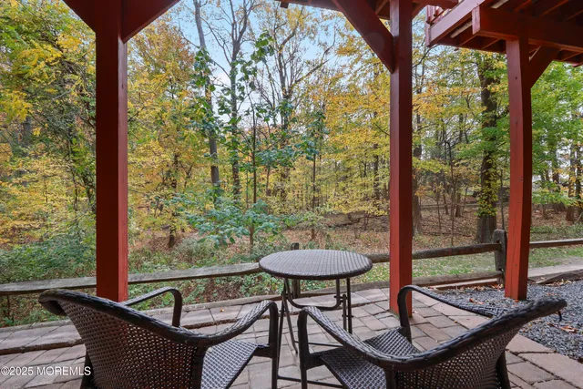 $689,900 | 61 Pate Drive, Middletown, NJ 07748