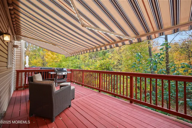 $689,900 | 61 Pate Drive, Middletown, NJ 07748