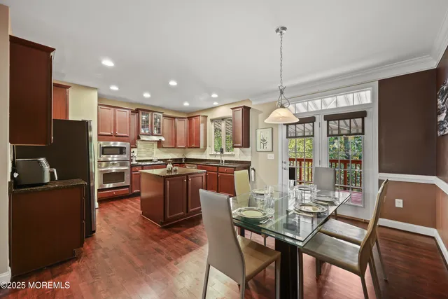 $689,900 | 61 Pate Drive, Middletown, NJ 07748