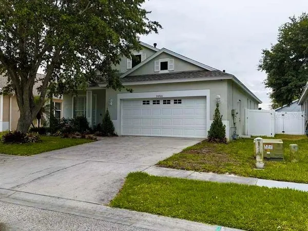 $2,350 | 24900 Oakhaven Court, Lutz, FL 33559