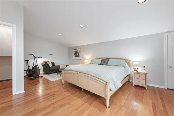 $879,000 | 9242 Ridgeway Avenue, Evanston, IL 60203