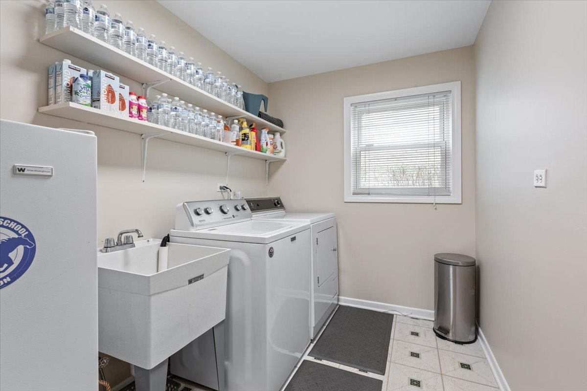 9242 Ridgeway Avenue Evanston, IL 60203 - Photo 22 of 30