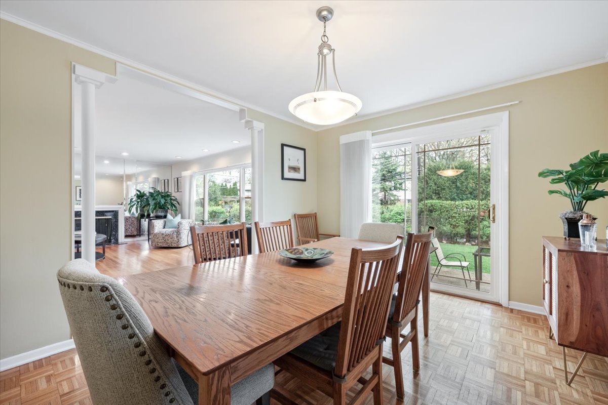 9242 Ridgeway Avenue Evanston, IL 60203 - Photo 6 of 30