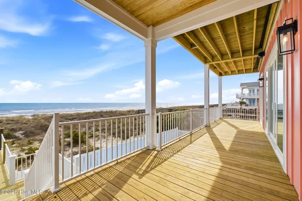 $3,100,000 | 543 Ocean Boulevard West, Holden Beach, NC 28462