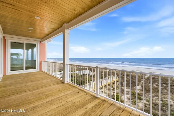 $3,100,000 | 543 Ocean Boulevard West, Holden Beach, NC 28462