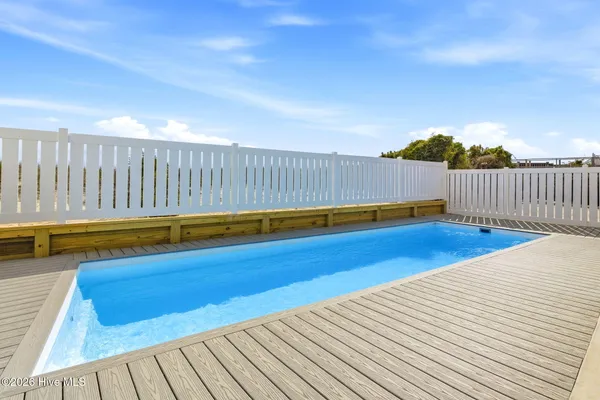 $3,100,000 | 543 Ocean Boulevard West, Holden Beach, NC 28462