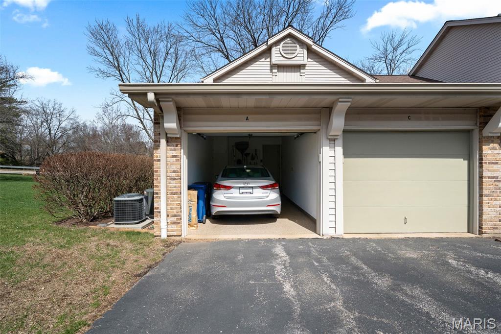 705 Lofty Point Drive, Unit A Ballwin, MO 63021 - Photo 39 of 45