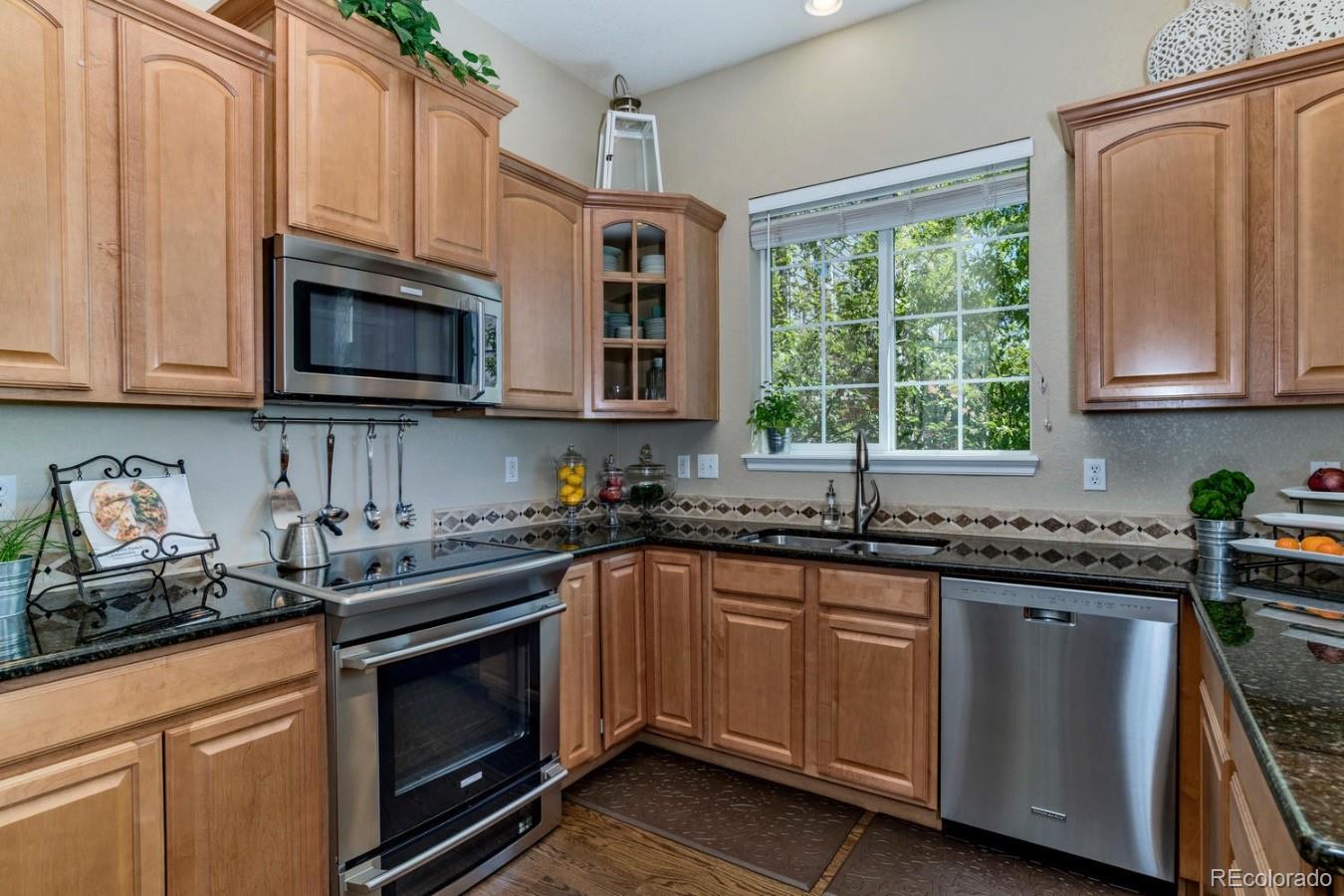 5286 Fullerton Lane Highlands Ranch, CO 80130 - Photo 12 of 31 Gallery Image 12
