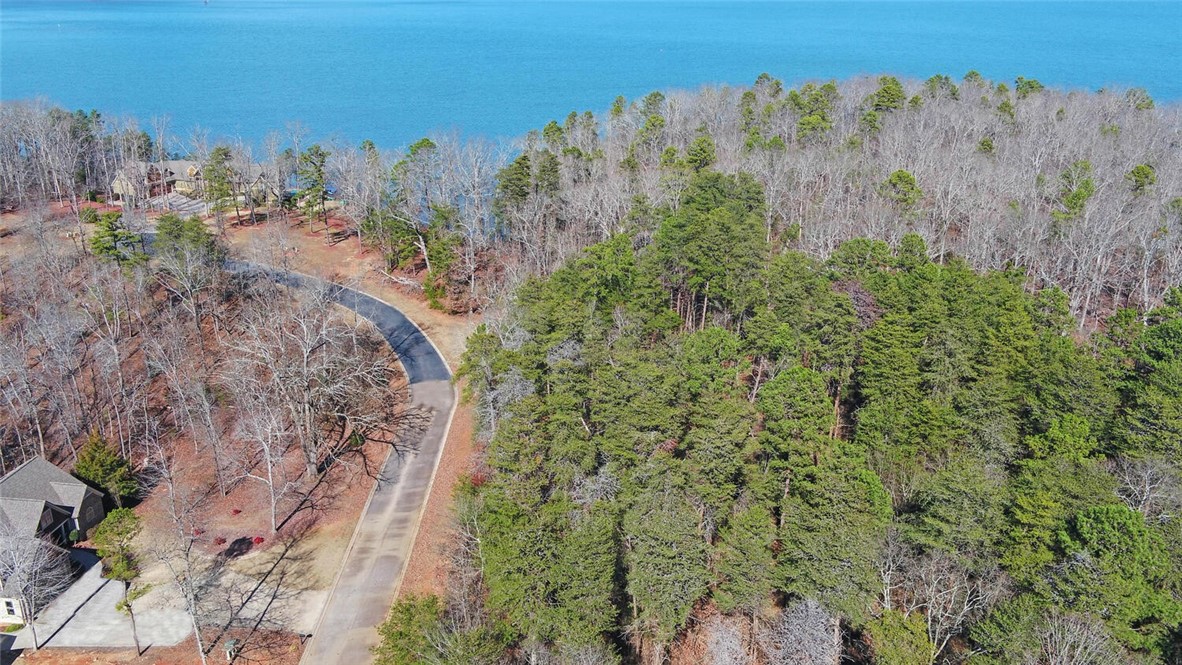 132 Crawford Ferry Point Road Hartwell, GA 30643 - Photo 1 of 11 Gallery Image 1