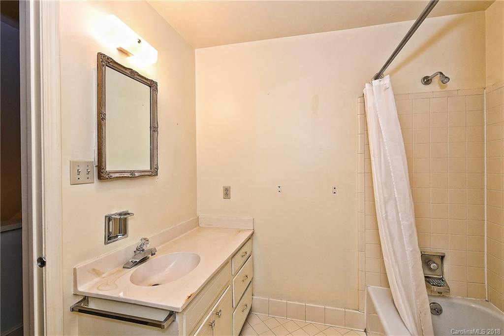 3612 Huckleberry Road Charlotte, NC 28210 - Photo 18 of 30 Gallery Image 18