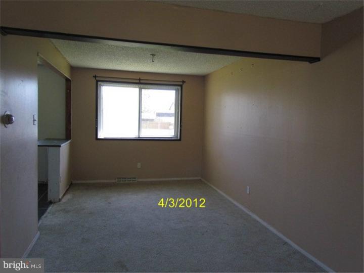 404 Cardinal Road Edgewater Park, NJ 08010 - Photo 5 of 10 Dining Room