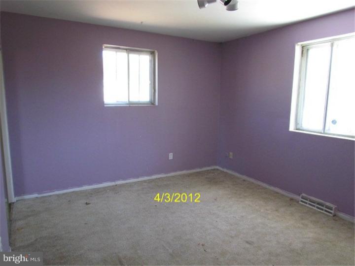 404 Cardinal Road Edgewater Park, NJ 08010 - Photo 6 of 10 Bedroom