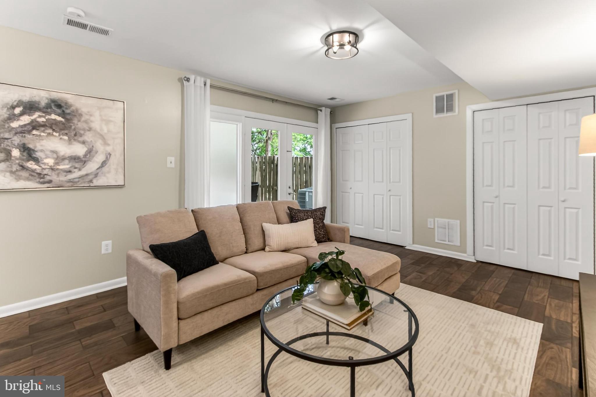 1498 Roundleaf Court Reston, VA 20190 - Photo 28 of 62 Access to the Backyard