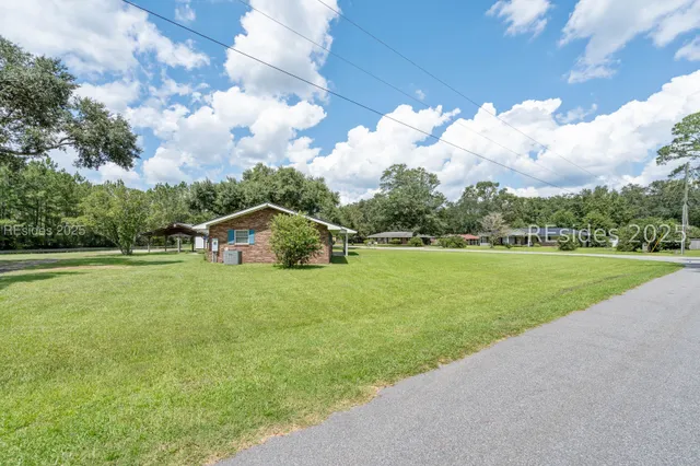 $425,000 | 191 Franklin Circle, Ridgeland, SC 29936