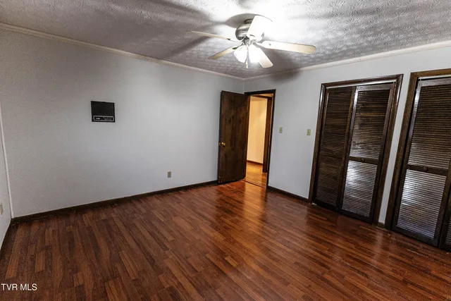 $249,000 | 316 Shawnee Avenue West, Big Stone Gap, VA 24219