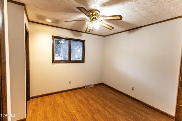 $249,000 | 316 Shawnee Avenue West, Big Stone Gap, VA 24219