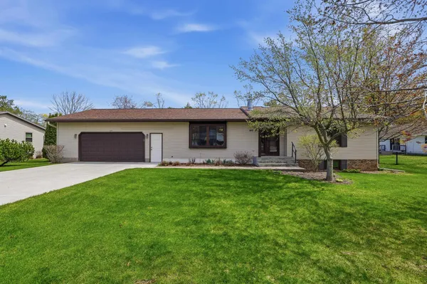 $349,900 | 410 Hawthorne Avenue, Plover, WI 54467