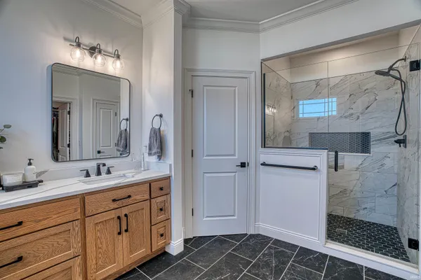 $695,000 | 2086 Chadwick Drive, Newburgh, IN 47630