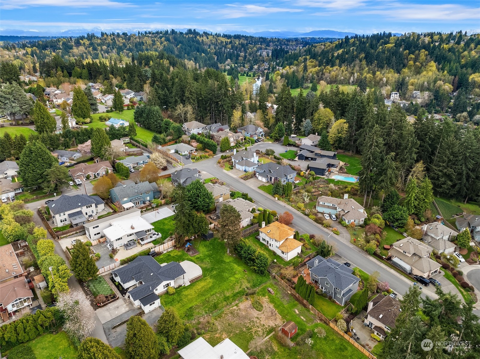 8429 Northeast 177th Street Bothell, WA 98011 - Photo 29 of 30 Gallery Image 29