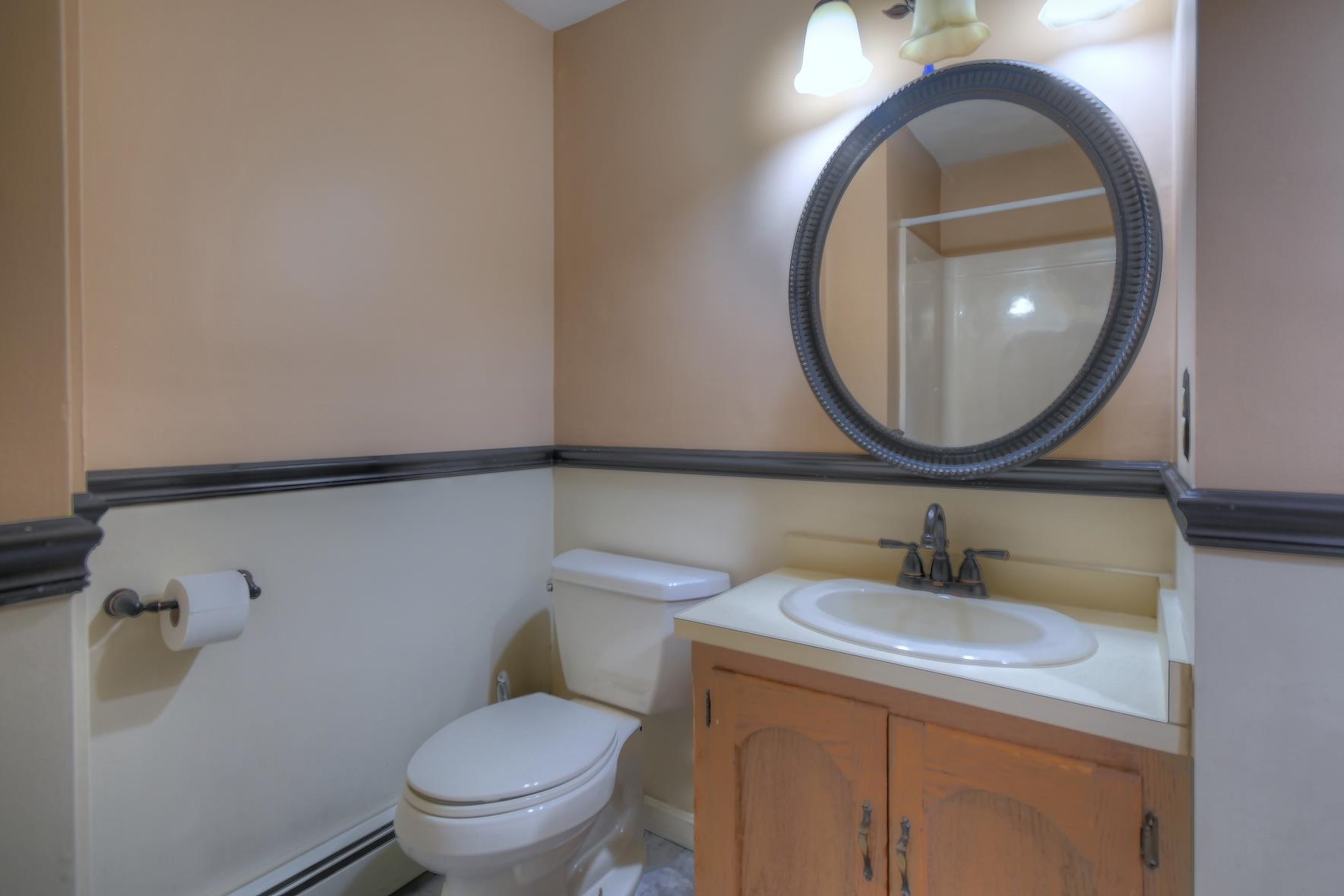 13 Reed Street, Unit B Londonderry, NH 03053 - Photo 8 of 25 Gallery Image 8