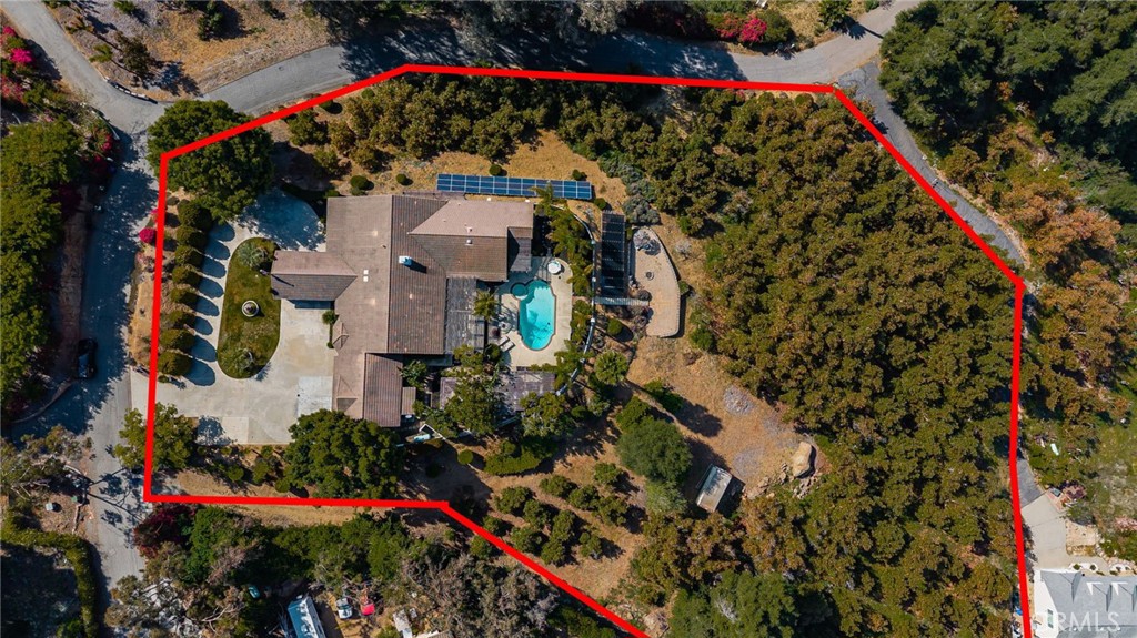 2465 Via Oeste Drive Fallbrook, CA 92028 - Photo 44 of 44 an outdoor space view with garden