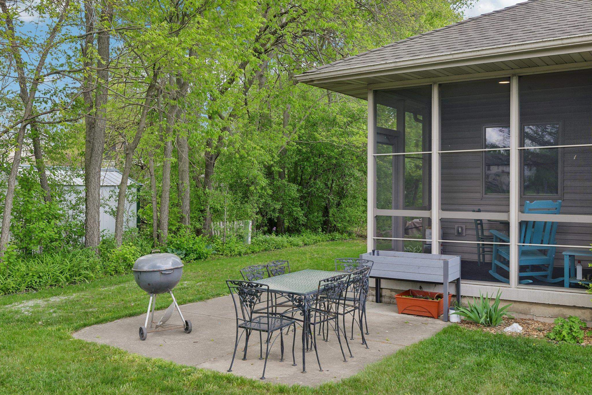 738 8th Street Prairie du Sac, WI 53578 - Photo 13 of 44