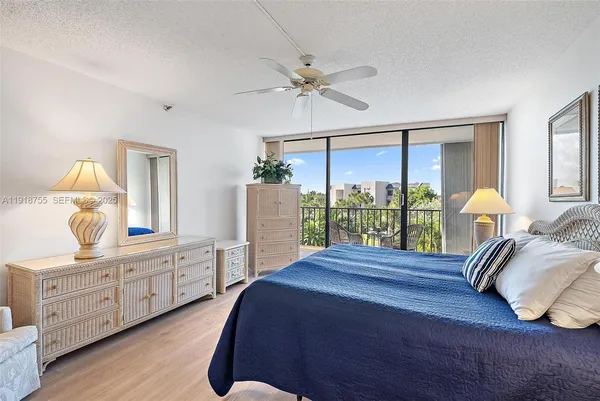 $575,000 | 1300 Florida A1A, Unit 227, Jupiter, FL 33477