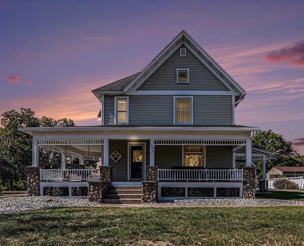 $485,000 | 1584 South Main Street, Martin, MI 49070