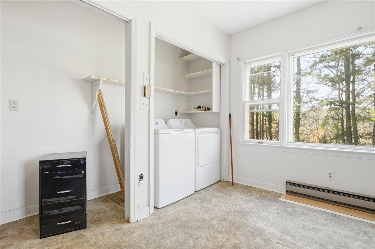 2127-2129 Moneta Road Bedford, VA 24523 - Photo 15 of 66 a view of room with furniture and windows