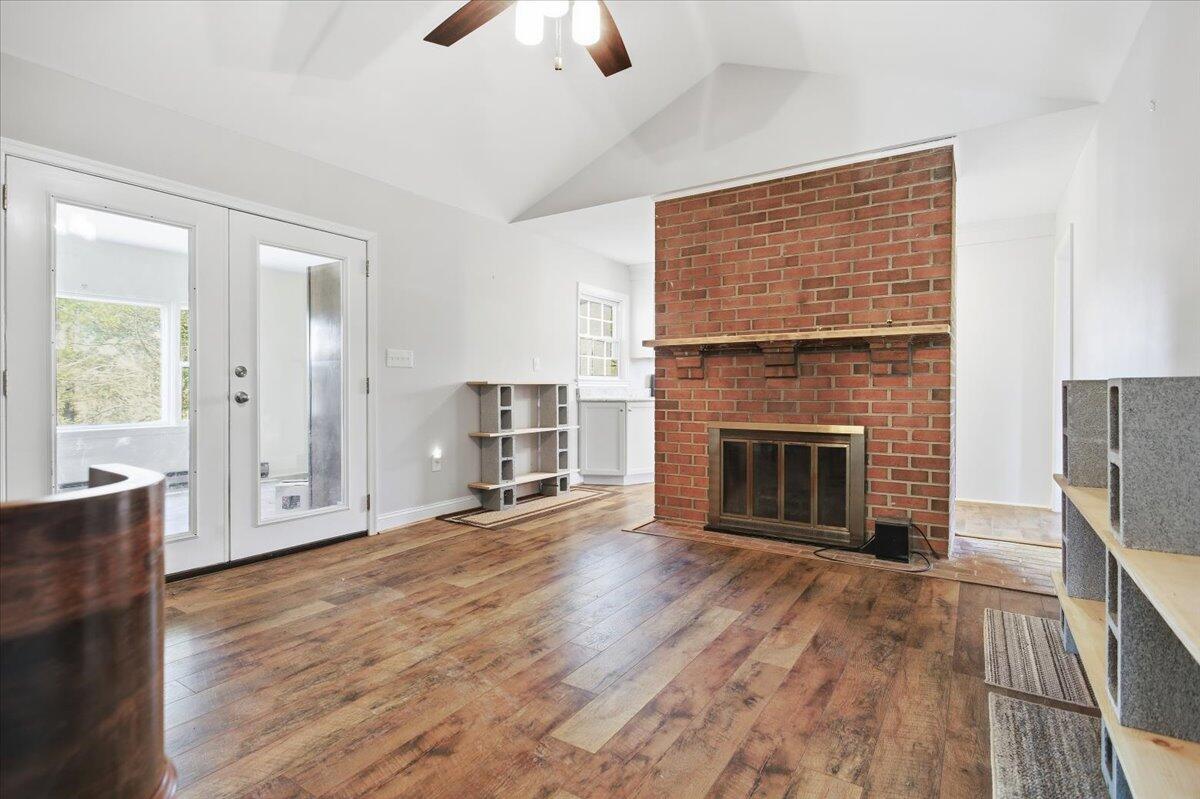 2127-2129 Moneta Road Bedford, VA 24523 - Photo 17 of 66 19-2127 Moneta Rd-19