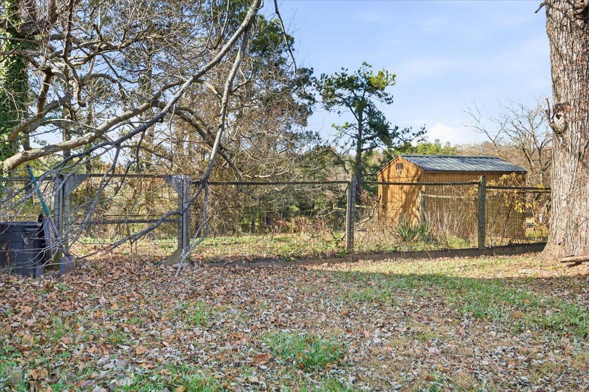2127-2129 Moneta Road Bedford, VA 24523 - Photo 65 of 66 a backyard of a house with lots of green space
