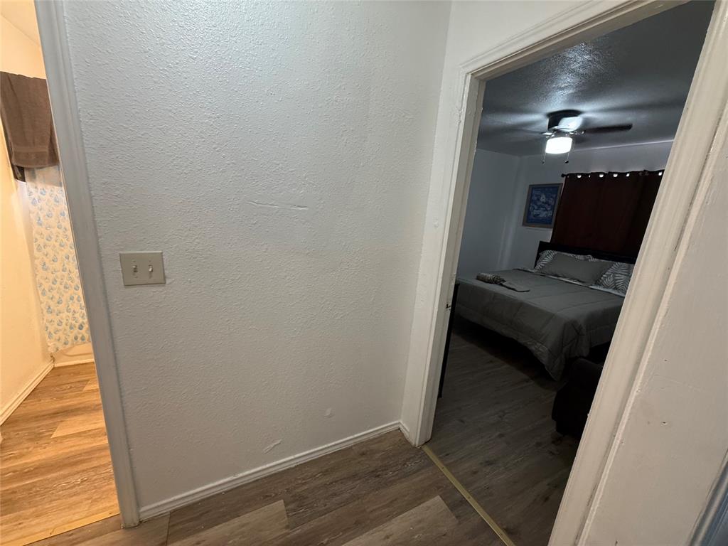 2912 Frazier Street Dallas, TX 75210 - Photo 9 of 36 a bathroom with a sink and a mirror