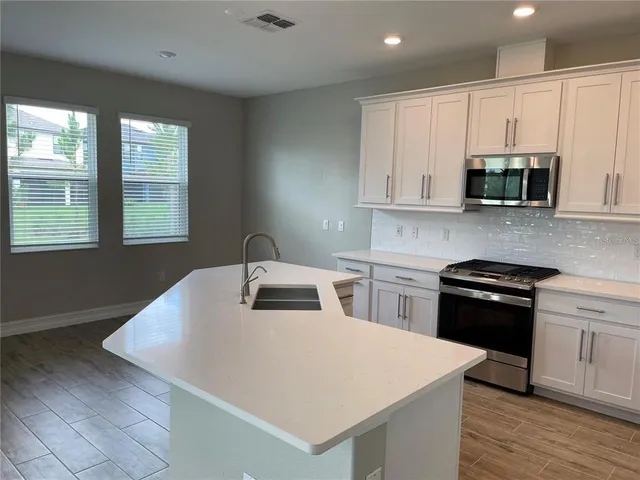 $2,650 | 4580 Almada Lane, Wesley Chapel, FL 33543