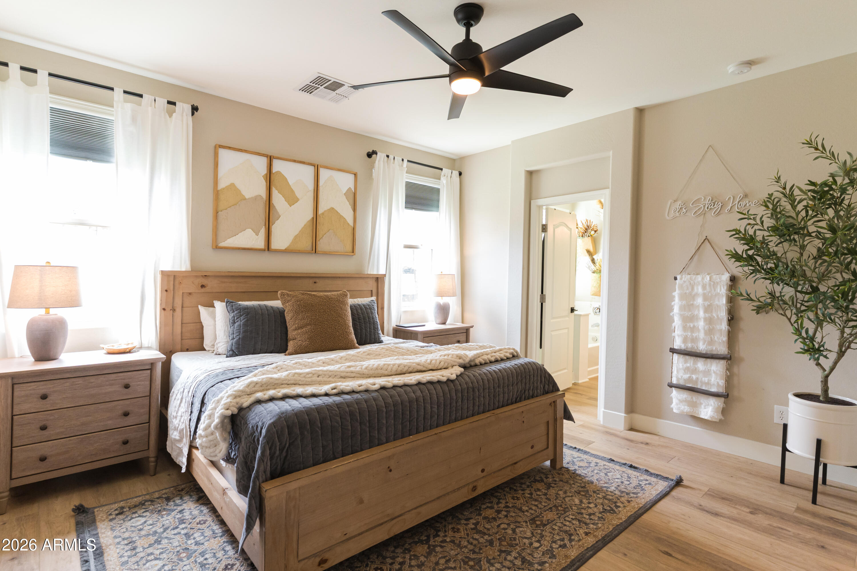 2049 East Stacey Road Gilbert, AZ 85298 - Photo 5 of 59